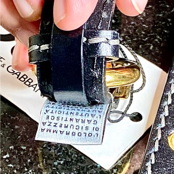 Dolce & Gabbana Women’s Leather Belt - Picture 4 of 7